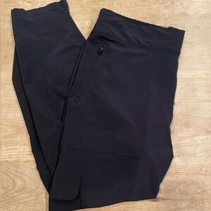 NWOT Athleta Black Cargo High Waist Athletic Athleisure Yoga Outdoorsy 14